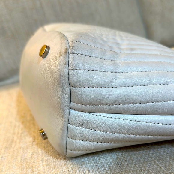 Charles David Quilted Tote - Picture 9 of 13